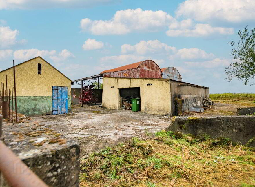 Baronstown West, Milltown, Milltown, W12A338