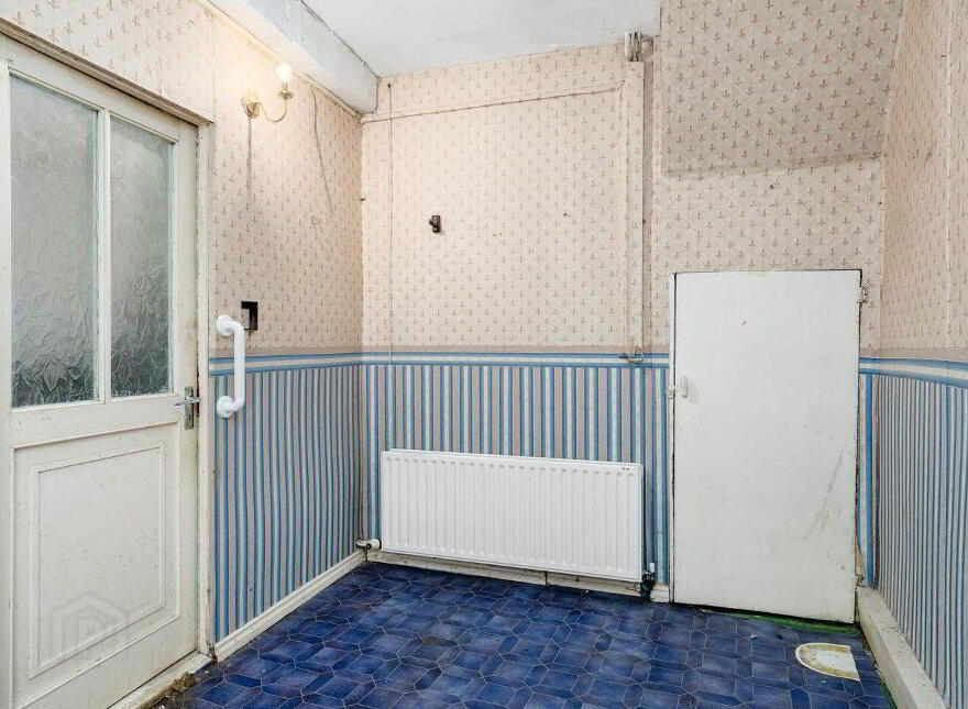 38 Maiden Row, Main Street, Chapelizod, Chapelizod, D20