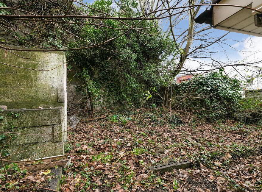 38 Maiden Row, Main Street, Chapelizod, Chapelizod, D20