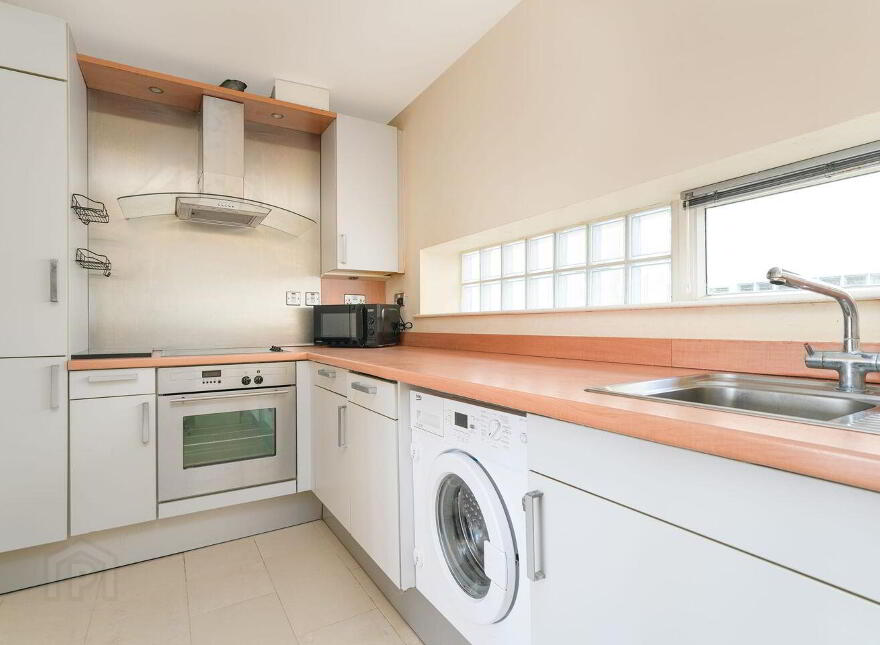 44 Merton Hall, Milltown Avenue, Mount Saint Annes, Milltown, D06