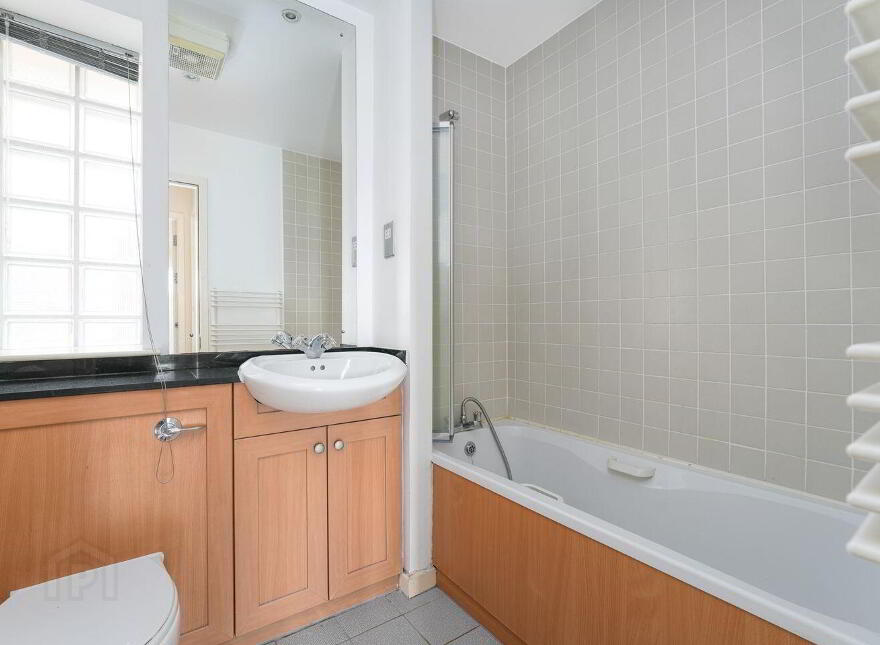 44 Merton Hall, Milltown Avenue, Mount Saint Annes, Milltown, D06