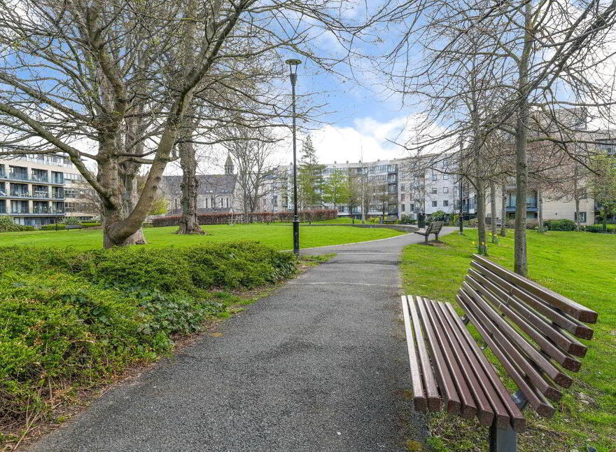 44 Merton Hall, Milltown Avenue, Mount Saint Annes, Milltown, D06