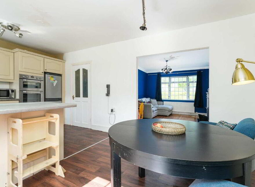 2 Pineview Park, Aylesbury, Dublin 24, D24
