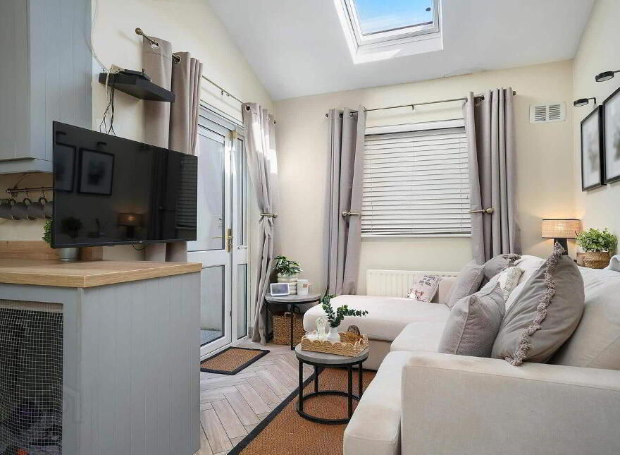 80 Castle Riada Avenue, Lucan