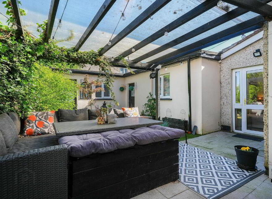 80 Castle Riada Avenue, Lucan