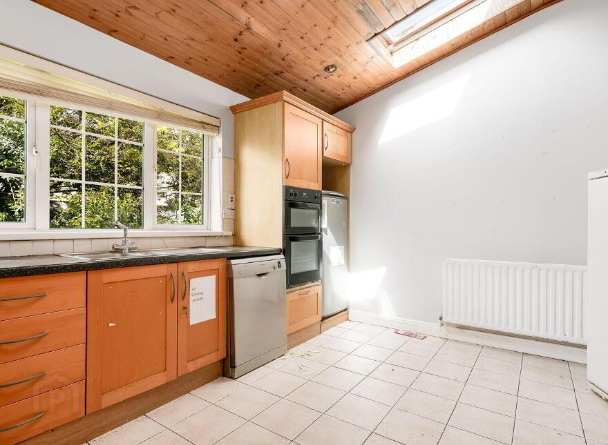 15 Old Bawn Drive, Old Bawn, Dublin 24, D24