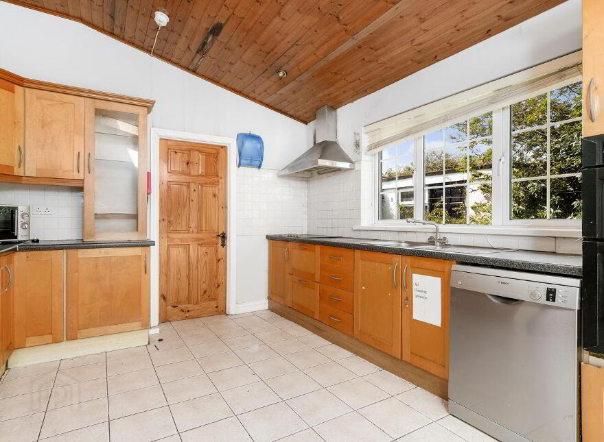15 Old Bawn Drive, Old Bawn, Dublin 24, D24