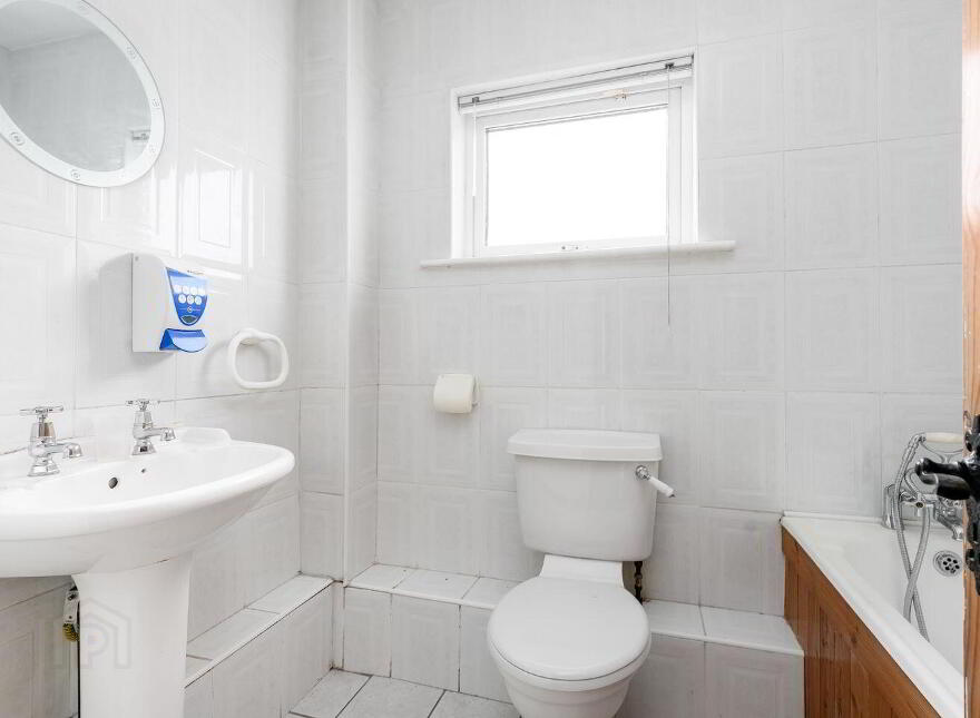 15 Old Bawn Drive, Old Bawn, Dublin 24, D24