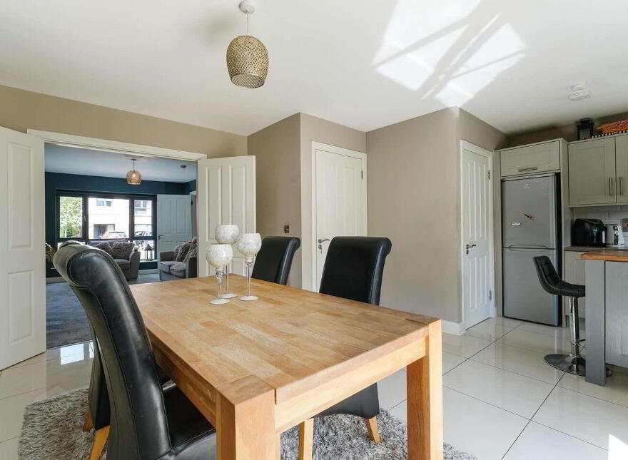 25 Elder Heath View, Kiltipper, Kiltipper, D24