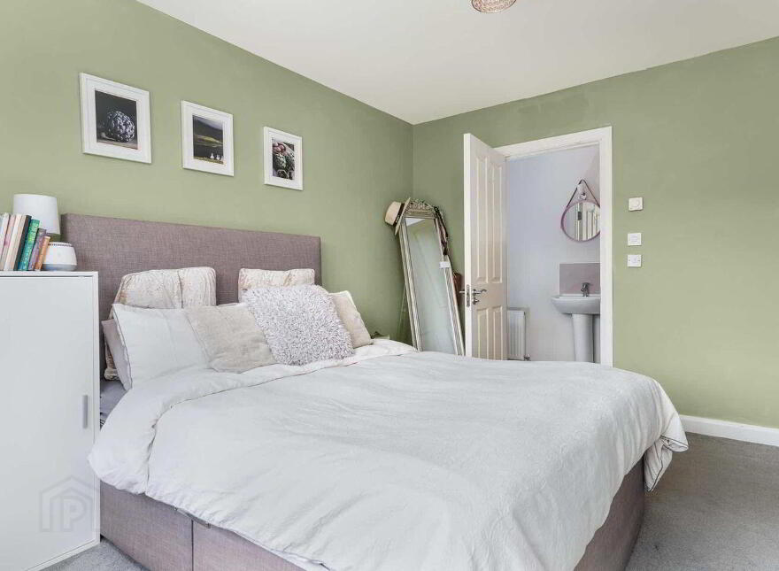 25 Elder Heath View, Kiltipper, Kiltipper, D24