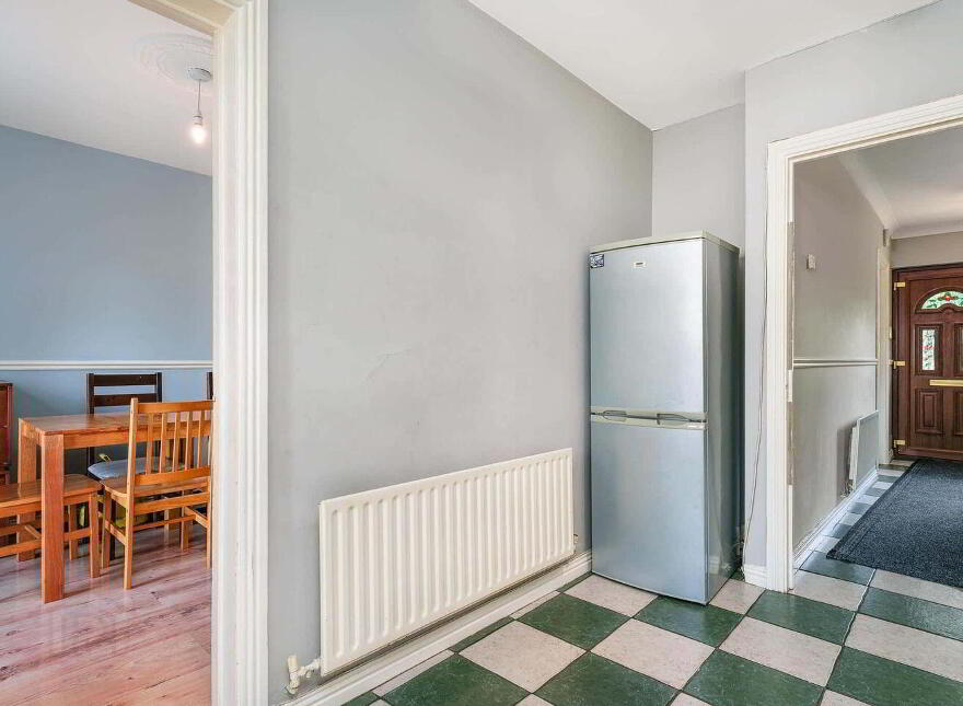 27 Earlsfort Lawn, Lucan