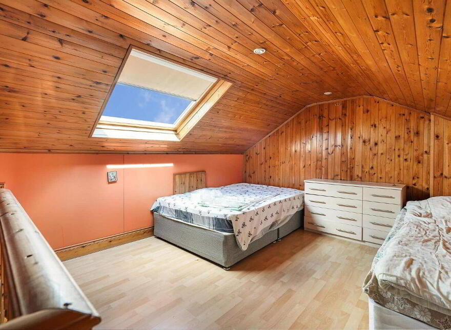 27 Earlsfort Lawn, Lucan