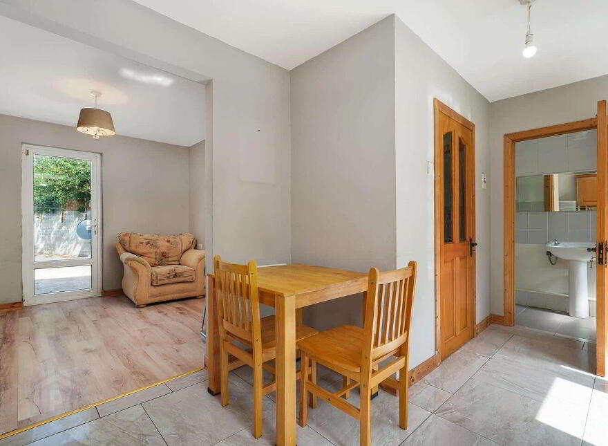 27 Earlsfort Lawn, Lucan
