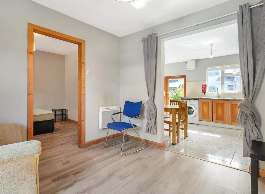 27 Earlsfort Lawn, Lucan