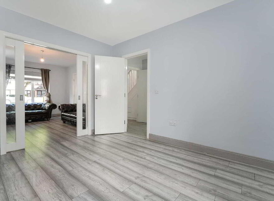 8 St. Johns Park West, Clondalkin, Clondalkin, D22