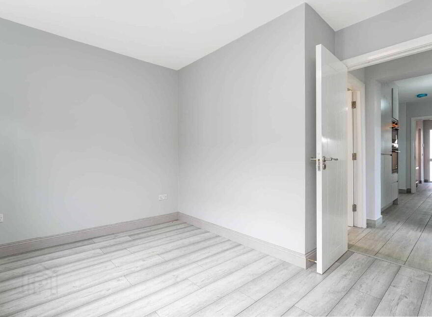 8 St. Johns Park West, Clondalkin, Clondalkin, D22