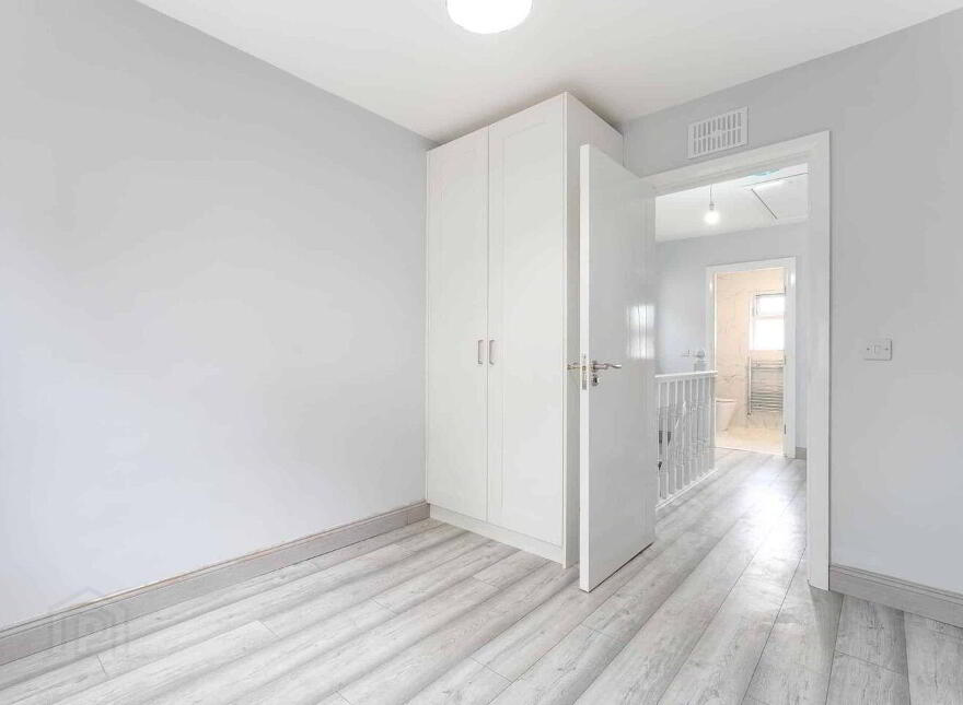 8 St. Johns Park West, Clondalkin, Clondalkin, D22