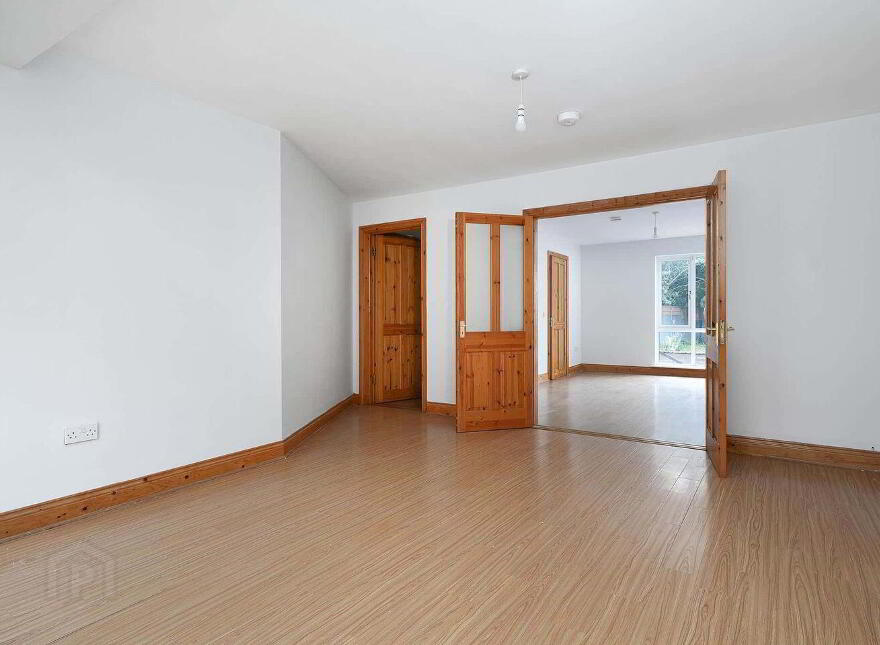 33A Tymon Crescent, Old Bawn, Tallaght, Dublin 24, D24