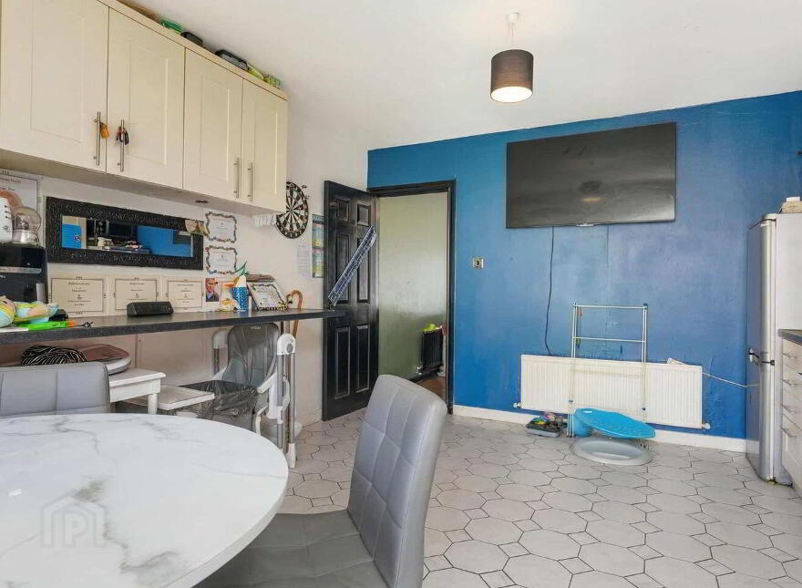 8 Palmers Court, Palmerstown, Palmerstown, D20