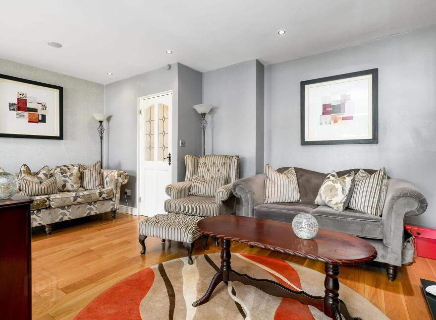 9 Hillcrest Avenue, Lucan