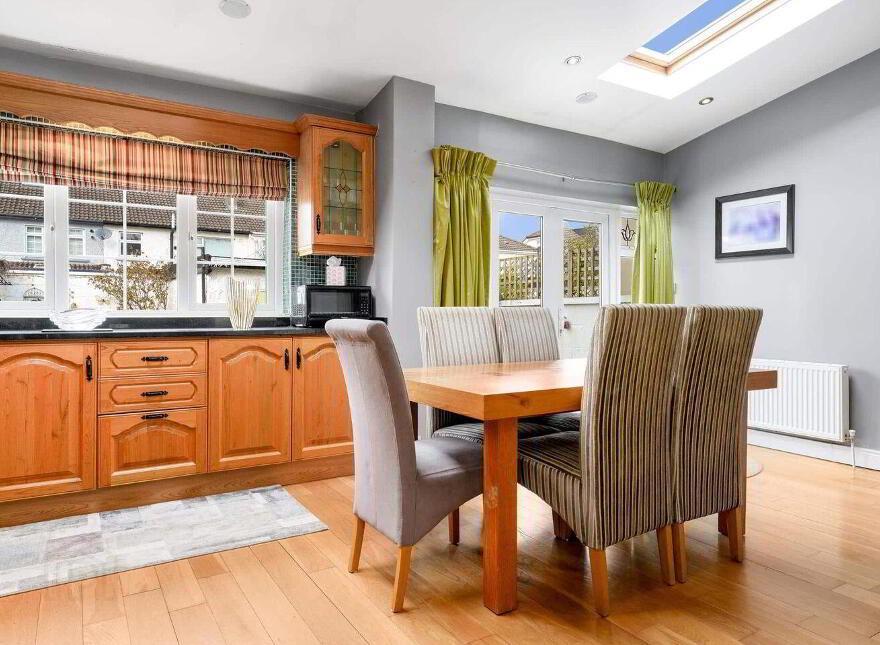 9 Hillcrest Avenue, Lucan