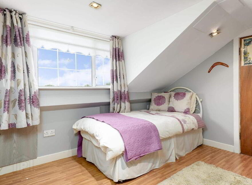 9 Hillcrest Avenue, Lucan