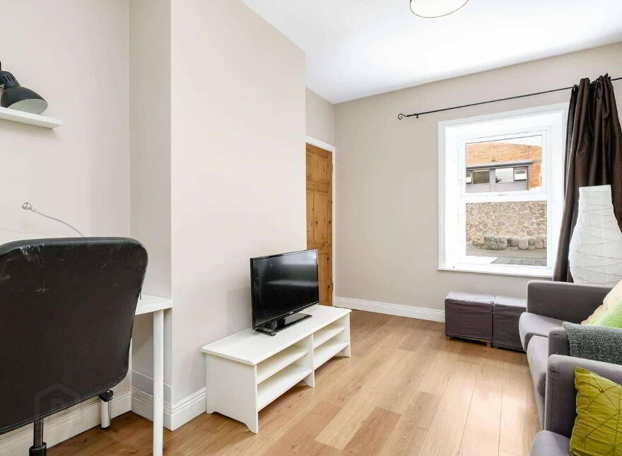5 Priestfield Cottages, Dublin 8, D08
