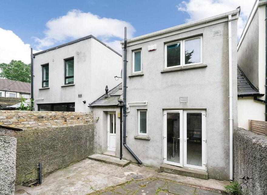 5 Priestfield Cottages, Dublin 8, D08