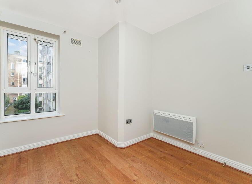 107 Jervis Place, Strand Street Great, Dublin 1, D01