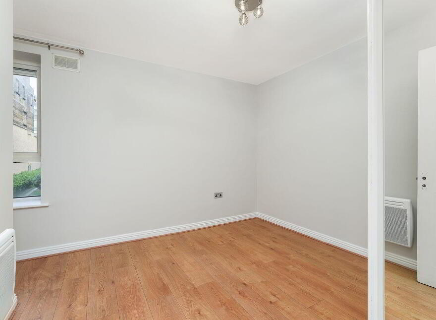 107 Jervis Place, Strand Street Great, Dublin 1, D01