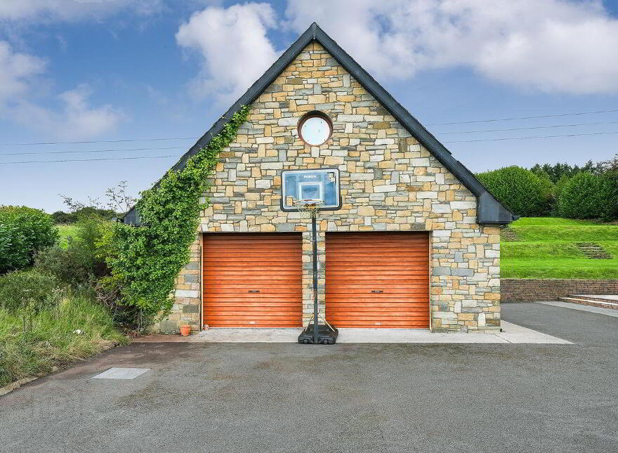 Redgap, Rathcoole