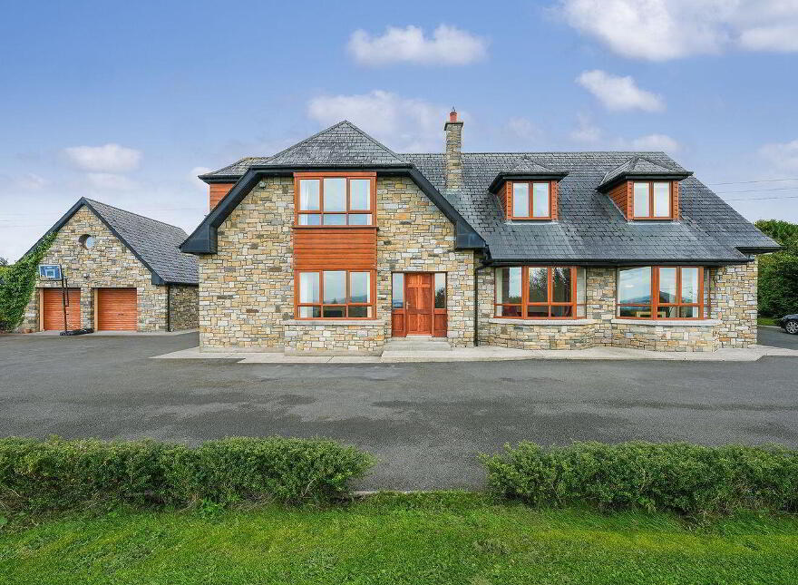Redgap, Rathcoole
