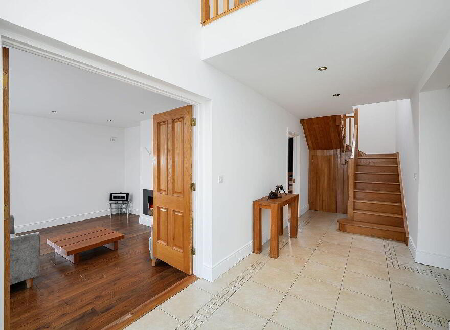 Redgap, Rathcoole