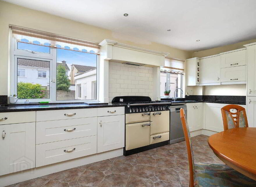 4 Ashfield, Templeouge, Dublin 6W