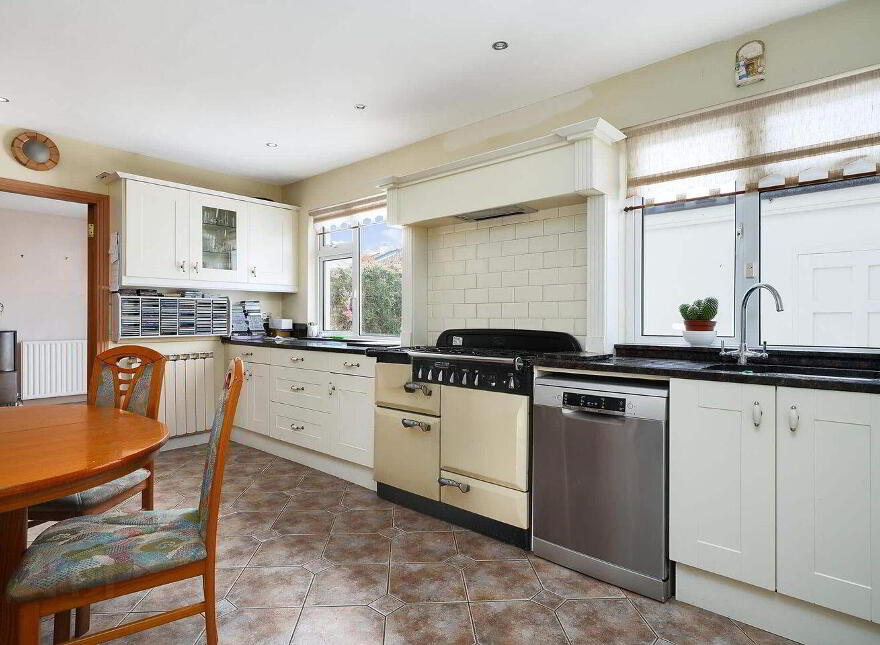 4 Ashfield, Templeouge, Dublin 6W