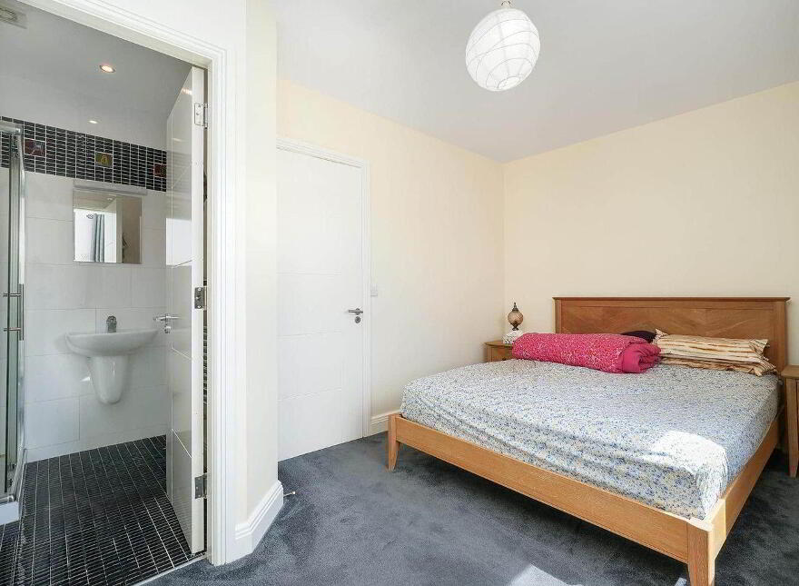 11 St Edmunds Park, Lucan