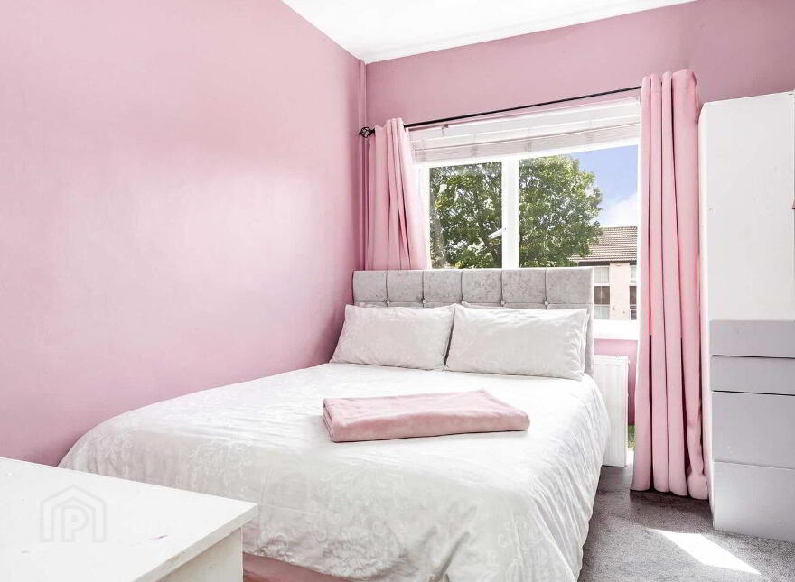 31 Seskin View Road, Old Bawn, Dublin 24, D24