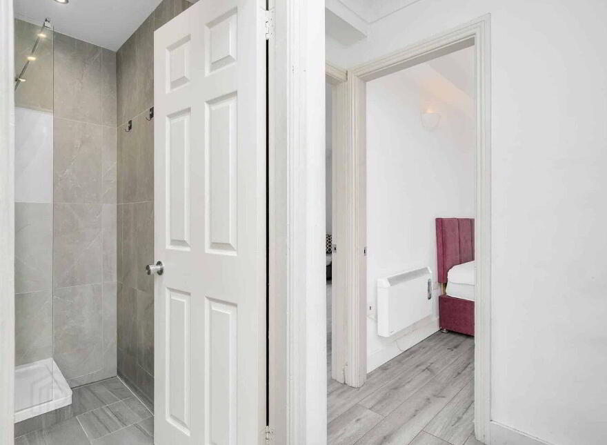 23 Clarendon Hall, Aungier Street, Dublin, D02