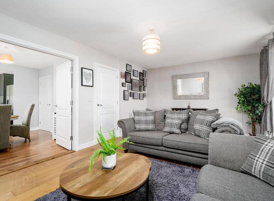 11 Rosse Court Avenue, Lucan