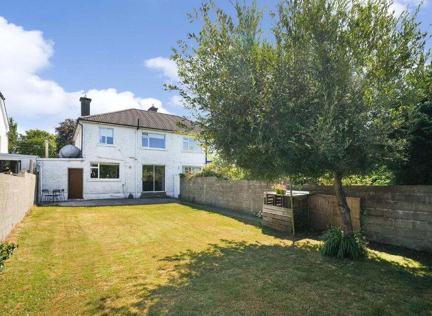 40 Coolamber Drive, Rathcoole
