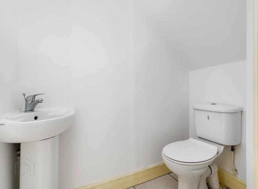 4 The Paddocks Walk, Adamstown