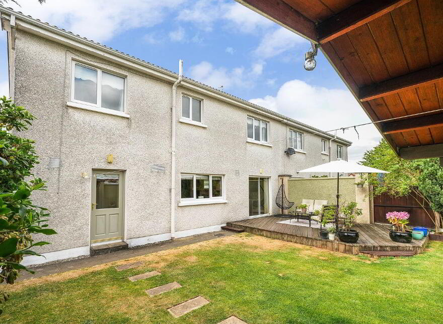 2 The Hall, Curragh Grange, Newbridge