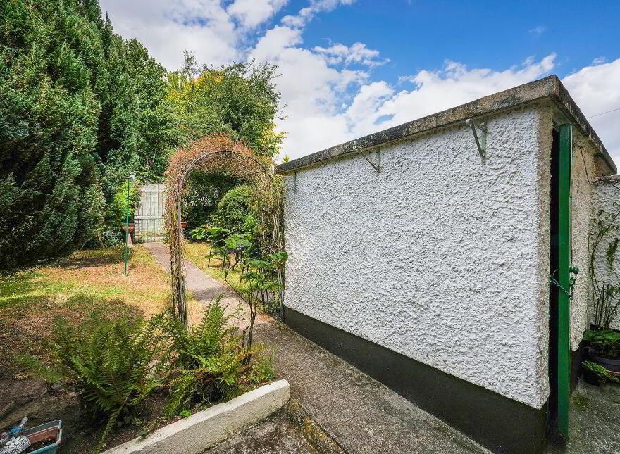 17 Rathlawns, Rathcoole