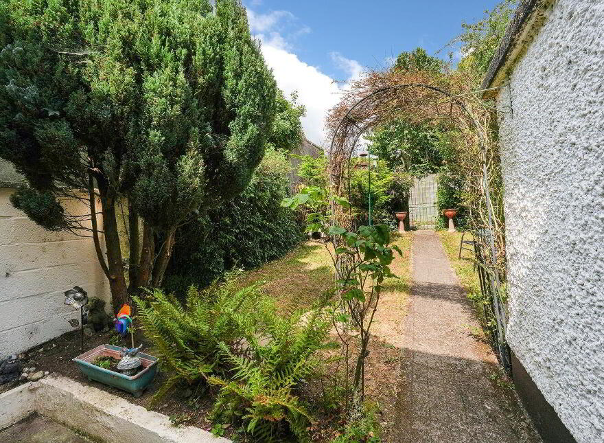 17 Rathlawns, Rathcoole