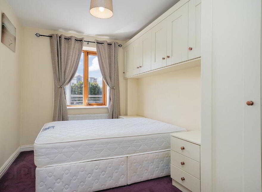 24 Goldsmith Hall, Collegewood, Castleknock, Castleknock, D15