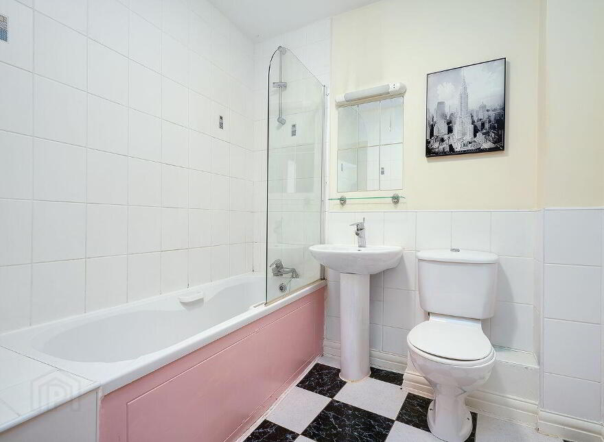 24 Goldsmith Hall, Collegewood, Castleknock, Castleknock, D15