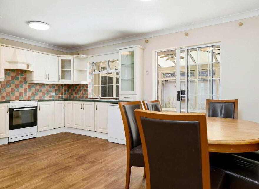 6 Glenpark Close, Woodfarm Drive, Palmerstown, Palmerstown, D20