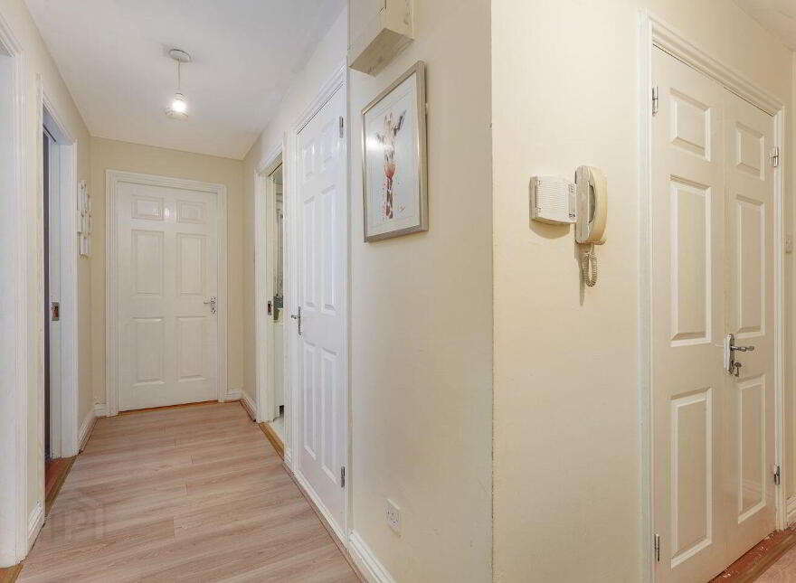 28 The Courthouse, Rathcoole
