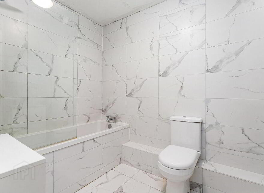 28 The Courthouse, Rathcoole