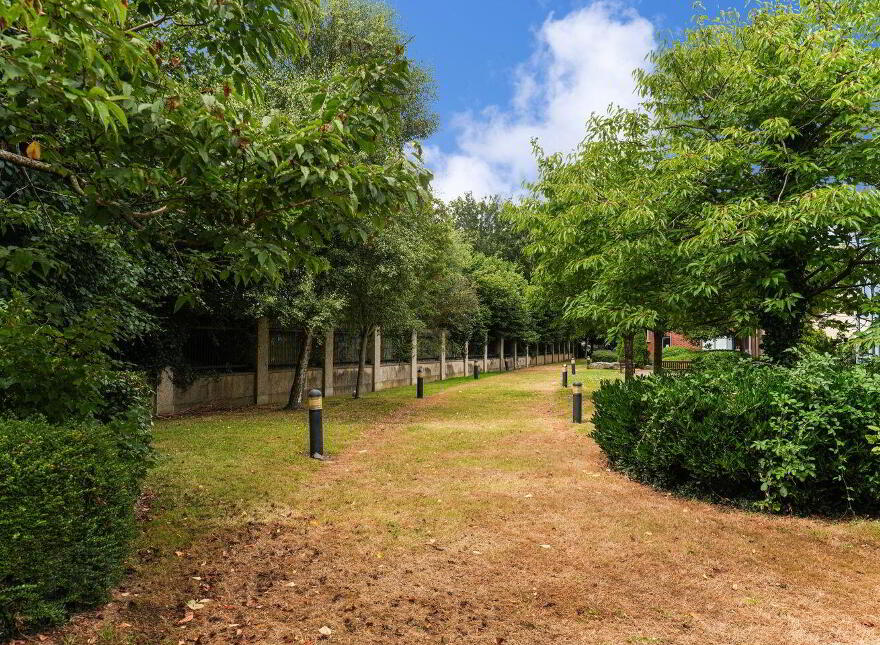 28 The Courthouse, Rathcoole